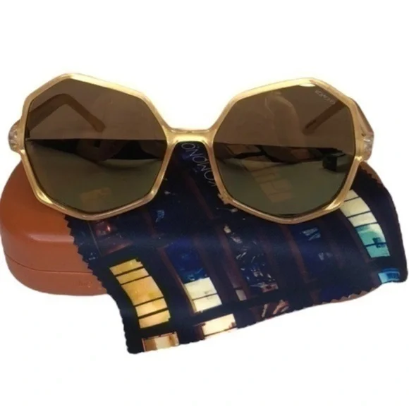 KOMONO Bonnie Clear Gold Sunglasses NEW Geometric Oversized